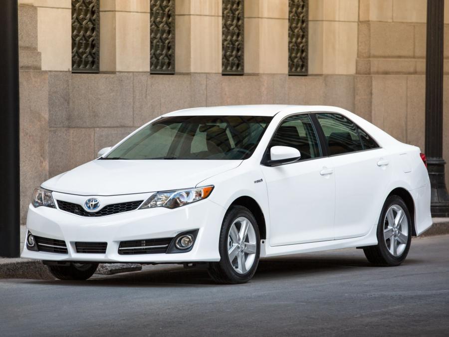  Toyota Camry Hybrid SE 2014 года  (фото 5 из 18)